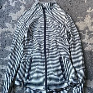lululemon zip up jacket